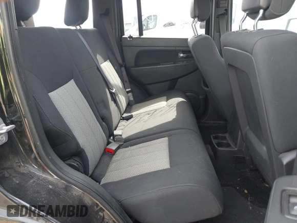 2010 Jeep Liberty Sport with VIN 1J4PN2GK6AW150562, listed as a IAAI auction lot 41830450 with 183,380 mi miles. Bid and sale history available at carsss.com. Image 8.