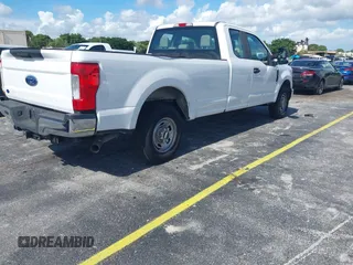 2019 Ford F-250 XL с VIN 1FT7X2A67KEC53878, выставлен на аукционе IAAI как лот 42707576 с пробегом 155 920 миль миль и . История ставок и продаж доступна на DreamBid. Изображение 4.