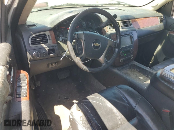 2011 Chevrolet Tahoe LT with VIN 1GNSCBE07BR401636, listed as a Copart auction lot 56075475 with 203,830 mi miles and Salvage title. Bid and sale history available at DreamBid. Image 8.