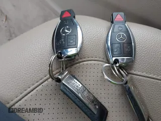 2015 Mercedes-Benz GL-Class GL 450 with VIN 4JGDF6EE9FA513009, listed as a IAAI auction lot 41311164 with 121,185 mi miles. Bid and sale history available at carsss.com. Image 11.
