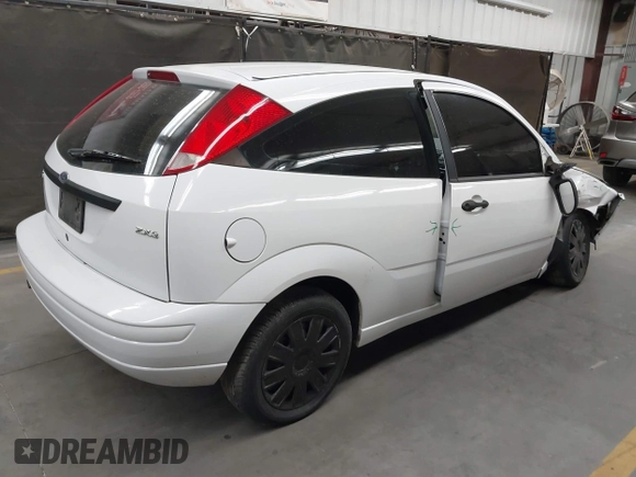 2006 Ford Focus S with VIN 1FAFP31N76W143623, listed as a IAAI auction lot 42379436 with 141,620 mi miles and . Bid and sale history available at DreamBid. Image 4.