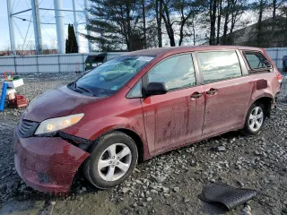 2012 Toyota Sienna with VIN 5TDZK3DC0CS222689, listed as a Copart auction lot 42884635 with 126,307 mi miles and Salvage Title. Bid and sale history available at carsss.com. Image 1.