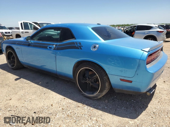 2010 Dodge Challenger R/T Classic z VIN 2B3CJ5DT3AH130736, wystawiony jako Copart lot #53947775 z przebiegiem 113 884 mil mil oraz Szkoda całkowita • Salvage title. Historia ofert i sprzedaży dostępna na DreamBid. Obrazek 2.