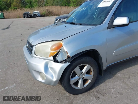 2005 Toyota RAV4 with VIN JTEGD20V750066025, listed as a IAAI auction lot 42101689 with 227,405 mi miles. Bid and sale history available at carsss.com. Image 6.