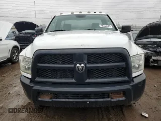 2013 Ram 2500 Tradesman z VIN 3C6LR5AT6DG514615, wystawiony jako Copart lot #48234505 z przebiegiem 75 897 mil mil oraz Czysty tytuł • Clean title. Historia ofert i sprzedaży dostępna na DreamBid. Obrazek 5.