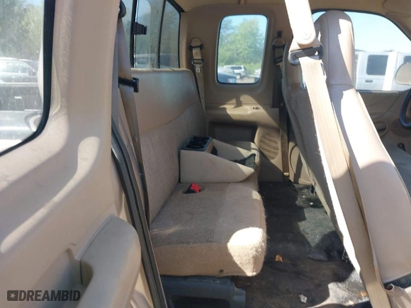 1998 Ford F-150 Standard with VIN 1FTZX1720WNB78292, listed as a IAAI auction lot 41881693 with 264,937 mi miles. Bid and sale history available at carsss.com. Image 8.