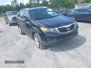2013 Kia Sorento LX with VIN 5XYKT4A23DG310439, listed as a IAAI auction lot 42546201 with 234,287 mi miles and . Bid and sale history available at DreamBid. Image 1.