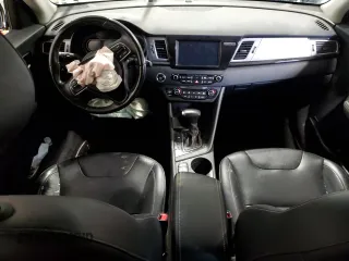 2018 Kia Niro Touring with VIN KNDCE3LC9J5148366, listed as a Copart auction lot 41485985 with 0 mi miles and Salvage Title. Bid and sale history available at carsss.com. Image 8.