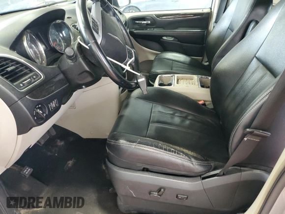 2014 Chrysler Town & Country Touring with VIN 2C4RC1BG4ER208328, listed as a Copart auction lot 64603194 with 180,899 mi miles and Clean Title. Bid and sale history available at DreamBid. Image 7.