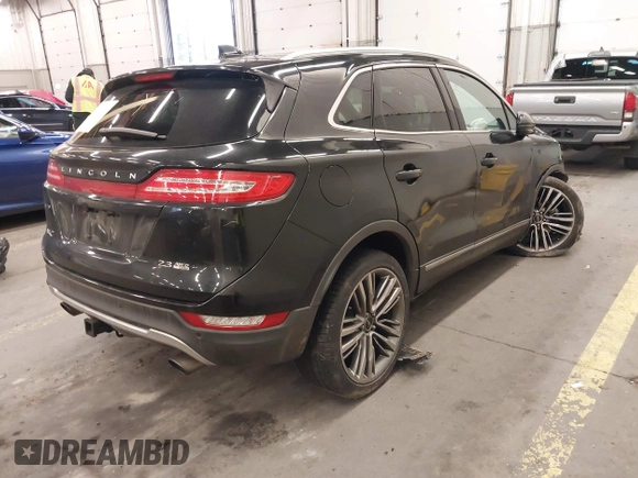 2016 Lincoln MKC Reserve with VIN 5LMTJ3DH7GUJ04704, listed as a IAAI auction lot 41217409 with 81,594 mi miles and . Bid and sale history available at DreamBid. Image 4.
