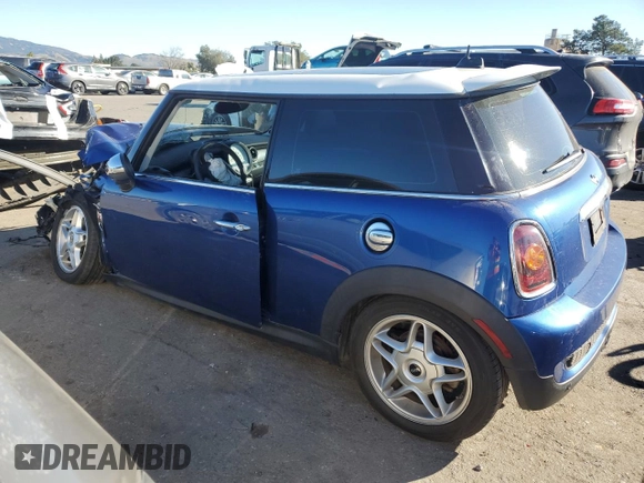 2008 MINI Hardtop S with VIN WMWMF73538TV38182, listed as a Copart auction lot 87661395 with 38,128 mi miles and Salvage Title. Bid and sale history available at DreamBid. Image 2.