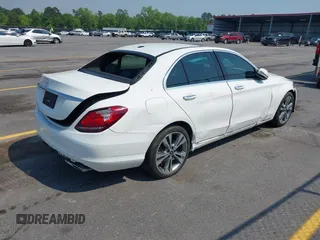 2019 Mercedes-Benz C 300 with VIN 55SWF8DB5KU320503, listed as a IAAI auction lot 41997619 with 77,912 mi miles and . Bid and sale history available at DreamBid. Image 4.