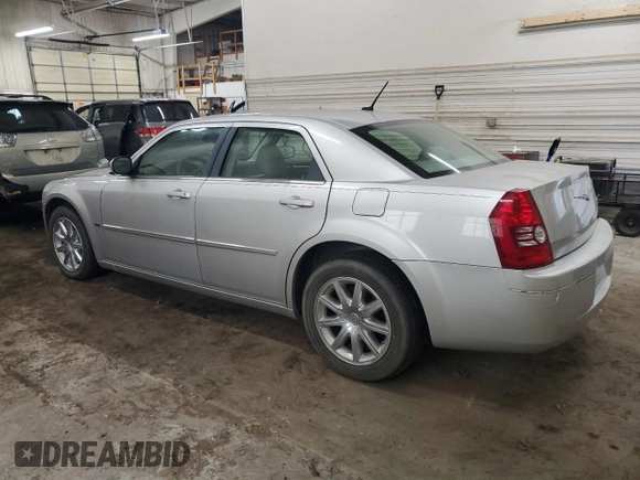 2008 Chrysler 300 Touring with VIN 2C3LA53G48H225064, listed as a Copart auction lot 50989645 with 115,409 mi miles and Clean title. Bid and sale history available at DreamBid. Image 2.