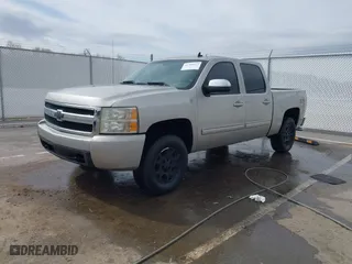 2009 Chevrolet Silverado 1500 LTZ with VIN 3GCEK33M29G254317, listed as a IAAI auction lot 41700617 with 163,950 mi miles. Bid and sale history available at carsss.com. Image 18.