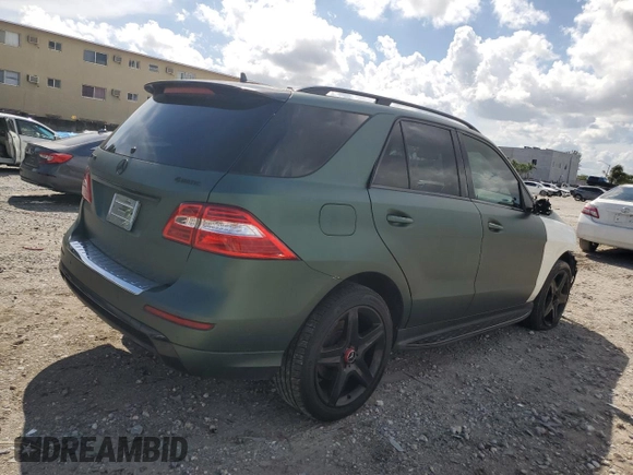 2013 Mercedes-Benz M 550 with VIN 4JGDA7DB0DA149846, listed as a Copart auction lot 44609075 with 140,603 mi miles and Salvage title. Bid and sale history available at DreamBid. Image 3.