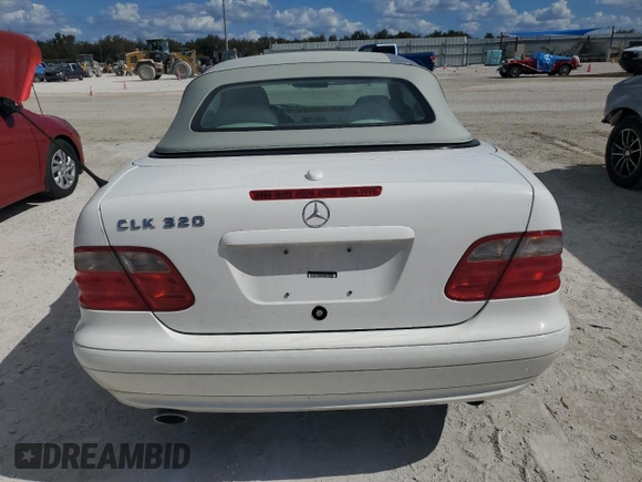 2003 Mercedes-Benz CLK-Class 3.2L with VIN WDBLK65G73T135929, listed as a Copart auction lot 76175704 with 114,677 mi miles and Salvage Title. Bid and sale history available at carsss.com. Image 6.