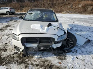 2018 Lincoln Continental Reserve with VIN 1LN6L9NP6J5601621, listed as a Copart auction lot 86603084 with 0 mi miles and Salvage Title. Bid and sale history available at carsss.com. Image 5.