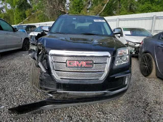 2017 GMC Terrain Denali z VIN 2GKFLRE35H6104385, wystawiony jako Copart lot #49661185 z przebiegiem 79 520 mil mil oraz Szkoda całkowita • Salvage title. Historia ofert i sprzedaży dostępna na DreamBid. Obrazek 5.