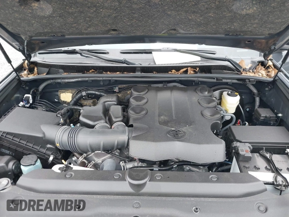 2024 Toyota 4Runner SR5 with VIN JTEEU5JR1R5312926, listed as a IAAI auction lot 41304373 with 2,396 mi miles and . Bid and sale history available at DreamBid. Image 10.