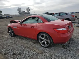 2012 Mercedes-Benz SLK-Class SLK 350 with VIN WDDPK5HA8CF023973, listed as a Copart auction lot 44275985 with 35,353 mi miles and Salvage Title. Bid and sale history available at carsss.com. Image 2.