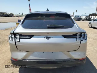 2021 Ford Mustang Mach-E Premium z VIN 3FMTK3R71MMA04498, wystawiony jako Copart lot #51796155 z przebiegiem 7 800 mil mil oraz Szkoda całkowita • Salvage title. Historia ofert i sprzedaży dostępna na DreamBid. Obrazek 6.