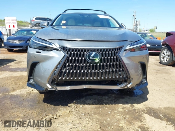 2025 Lexus NX with VIN JTJHKCEZ1S2049993, listed as a IAAI auction lot 41999283 with 2,825 mi miles. Bid and sale history available at carsss.com. Image 13.