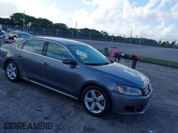 2013 Volkswagen Passat SE w/Sunroof & Nav with VIN 1VWBP7A35DC038217, listed as a IAAI auction lot 41944193 with 102,767 mi miles. Bid and sale history available at carsss.com. Image 1.