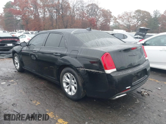 2015 Chrysler 300 Limited with VIN 2C3CCAAG8FH807168, listed as a IAAI auction lot 41056399 with Not Provided miles. Bid and sale history available at carsss.com. Image 3.
