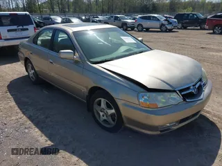2003 Acura TL with VIN 19UUA56663A047024, listed as a IAAI auction lot 41995219 with 225,464 mi miles. Bid and sale history available at carsss.com. Image 1.