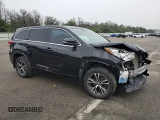 2018 Toyota Highlander LE z VIN 5TDBZRFH3JS871179, wystawiony jako Copart lot #59553235 z przebiegiem 130 069 mil mil oraz Szkoda całkowita • Salvage title. Historia ofert i sprzedaży dostępna na DreamBid. Obrazek 4.