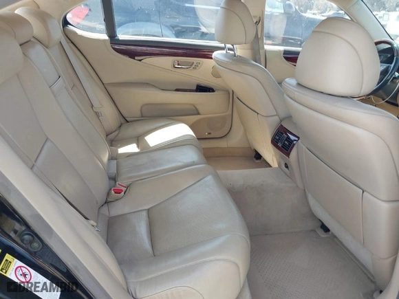 2007 Lexus LS 460 LWB with VIN JTHGL46F375001759, listed as a IAAI auction lot 41959744 with 144,668 mi miles. Bid and sale history available at carsss.com. Image 8.