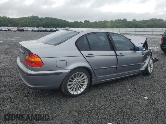 2004 BMW 3 Series 325i with VIN WBAEV33444KR30384, listed as a Copart auction lot 64072644 with 0 mi miles and Salvage Title. Bid and sale history available at carsss.com. Image 3.
