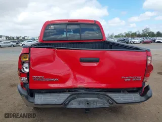 2007 Toyota Tacoma PreRunner with VIN 5TEJU62N87Z450266, listed as a IAAI auction lot 41915356 with 235,885 mi miles. Bid and sale history available at carsss.com. Image 16.