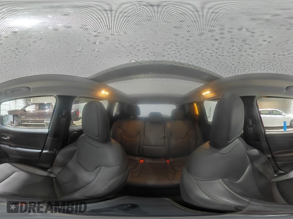 2022 Jeep Renegade Limited with VIN ZACNJDD12NPN47797, listed as a Copart auction lot 75655764 with 15,623 mi miles and Salvage title. Bid and sale history available at DreamBid. Image 15.