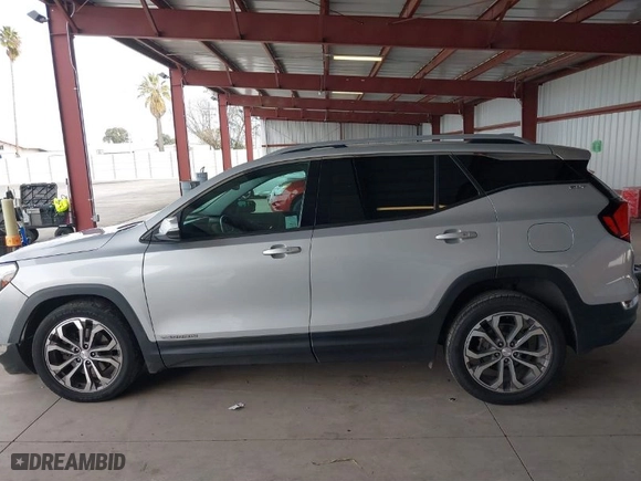 2019 GMC Terrain SLT with VIN 3GKALPEX4KL181561, listed as a IAAI auction lot 41551808 with 116,404 mi miles. Bid and sale history available at carsss.com. Image 14.
