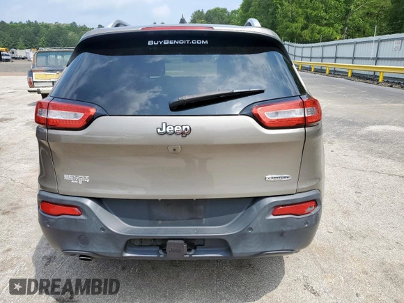 2017 Jeep Cherokee Latitude z VIN 1C4PJLCB3HW502519, wystawiony jako Copart lot #56926335 z przebiegiem 47 549 mil mil oraz Szkoda całkowita • Salvage title. Historia ofert i sprzedaży dostępna na DreamBid. Obrazek 6.