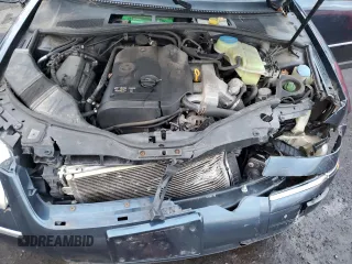 2005 Volkswagen Passat z VIN WVWBD63B95E009335, wystawiony jako Copart lot #43907925 z przebiegiem 189 169 mil mil oraz Nie do naprawy • Non repairable. Historia ofert i sprzedaży dostępna na DreamBid. Obrazek 11.