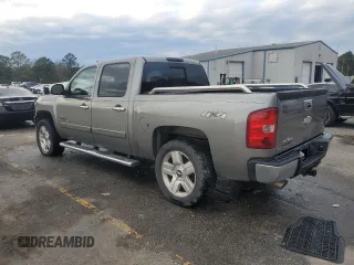 2007 Chevrolet Silverado 1500 LTZ with VIN 2GCEK13M971547772, listed as a Copart auction lot 88793325 with 286,325 mi miles and Salvage Title. Bid and sale history available at carsss.com. Image 2.
