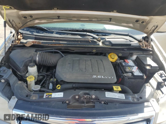 2014 Chrysler Town & Country Touring with VIN 2C4RC1BG1ER317328, listed as a Copart auction lot 52512345 with 128,099 mi miles and Clean Title. Bid and sale history available at DreamBid. Image 12.