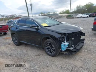 2023 Lexus NX 350 Premium z VIN 2T2GGCEZXPC027494, wystawiony jako IAAI lot #42009651 z przebiegiem 4 976 mil mil oraz . Historia ofert i sprzedaży dostępna na DreamBid. Obrazek 1.