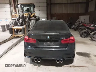 2015 BMW M3 z VIN WBS3C9C59FP806198, wystawiony jako IAAI lot #41339037 z przebiegiem 89 610 mil mil oraz . Historia ofert i sprzedaży dostępna na DreamBid. Obrazek 17.