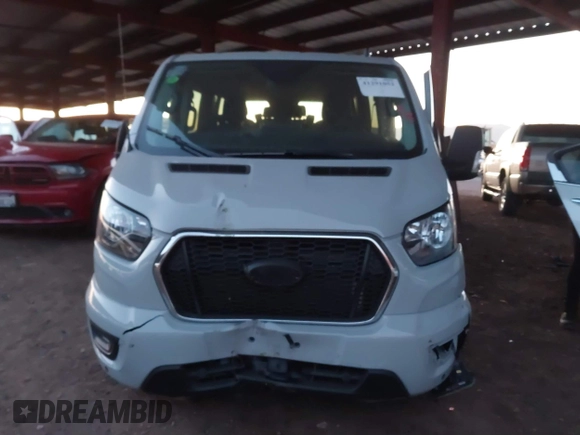 2024 Ford Transit Passenger XL with VIN 1FBAX9YG2RKA76007, listed as a IAAI auction lot 41291052 with 5,741 mi miles and . Bid and sale history available at DreamBid. Image 12.