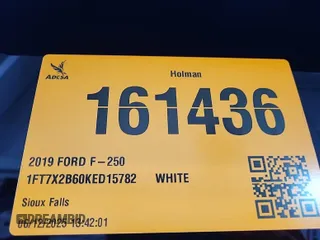 2019 Ford F-250 XL with VIN 1FT7X2B60KED15782, listed as a IAAI auction lot 42840321 with 119,106 mi miles and . Bid and sale history available at DreamBid. Image 4.