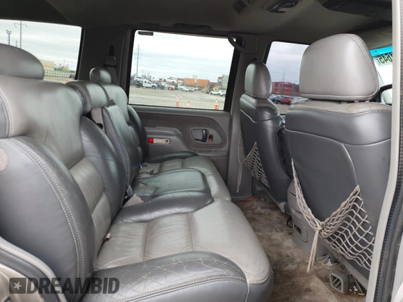 2000 Chevrolet Tahoe Z71 with VIN 1GNEK13R1YR116418, listed as a Copart auction lot 50961645 with 239,452 mi miles and Salvage title. Bid and sale history available at DreamBid. Image 10.