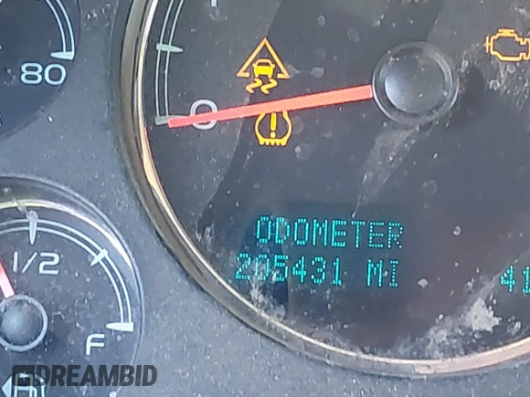 2010 GMC Yukon Denali with VIN 1GKUKEEF5AR201853, listed as a IAAI auction lot 41847258 with 205,431 mi miles. Bid and sale history available at carsss.com. Image 15.