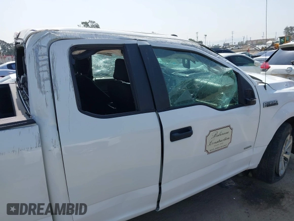 2017 Ford F-150 XL z VIN 1FTEX1CP2HKC25312, wystawiony jako IAAI lot #42345887 z przebiegiem 155 185 mil mil oraz . Historia ofert i sprzedaży dostępna na DreamBid. Obrazek 13.