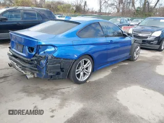 2014 BMW 4 Series 435i xDrive z VIN WBA3R5C59EK189019, wystawiony jako IAAI lot #41919215 z przebiegiem 236 908 mil mil oraz . Historia ofert i sprzedaży dostępna na DreamBid. Obrazek 4.