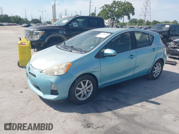 2013 Toyota Prius One z VIN JTDKDTB38D1039697, wystawiony jako IAAI lot #42378154 z przebiegiem 177 044 mil mil oraz . Historia ofert i sprzedaży dostępna na DreamBid. Obrazek 2.