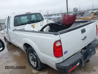 2014 Ford F-250 XL with VIN 1FT7X2A66EEB68938, listed as a IAAI auction lot 41548626 with 130,503 mi miles and . Bid and sale history available at DreamBid. Image 3.