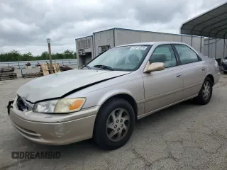 2000 Toyota Camry CE with VIN 4T1BG22K1YU621861, listed as a Copart auction lot 51611275 with 153,153 mi miles and Salvage Title. Bid and sale history available at carsss.com. Image 1.